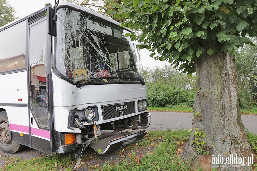 Cieplice wypadek szkolnego autobusu., fot. 6