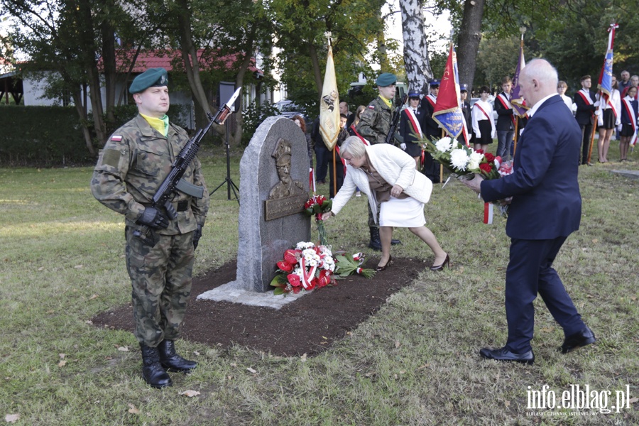 ODSONICIE POMNIKA GENERAA NIECZUJA OSTROWSKIEGO., fot. 11