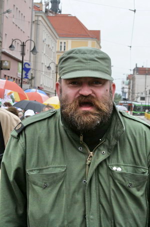 Pochód przez ulice miasta w Dniu Seniora - 2008r., fot. 7