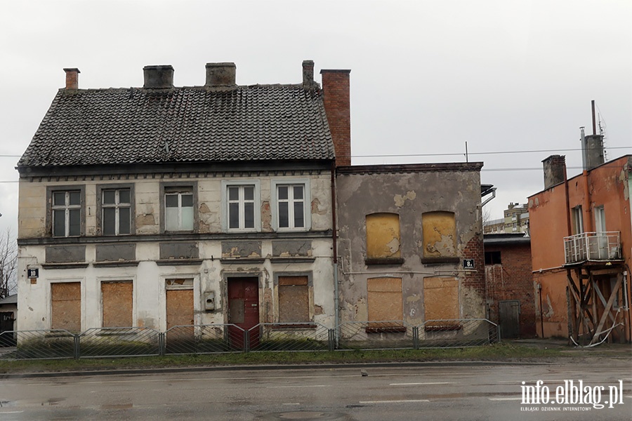 Kolejny budynek znika z Al.Grunwaldzkiej, fot. 1