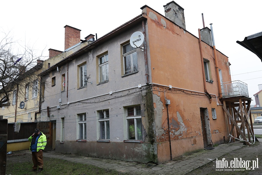 Kolejny budynek znika z Al.Grunwaldzkiej, fot. 14