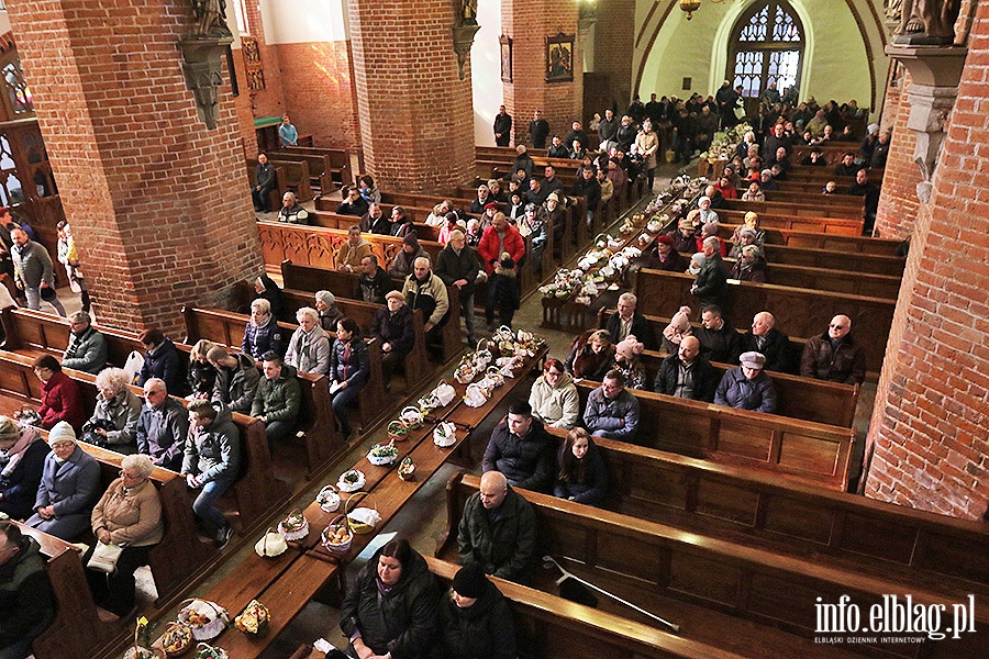 wicenie wiekanocnych pokarmw,katedra w. Mikoaja, fot. 17