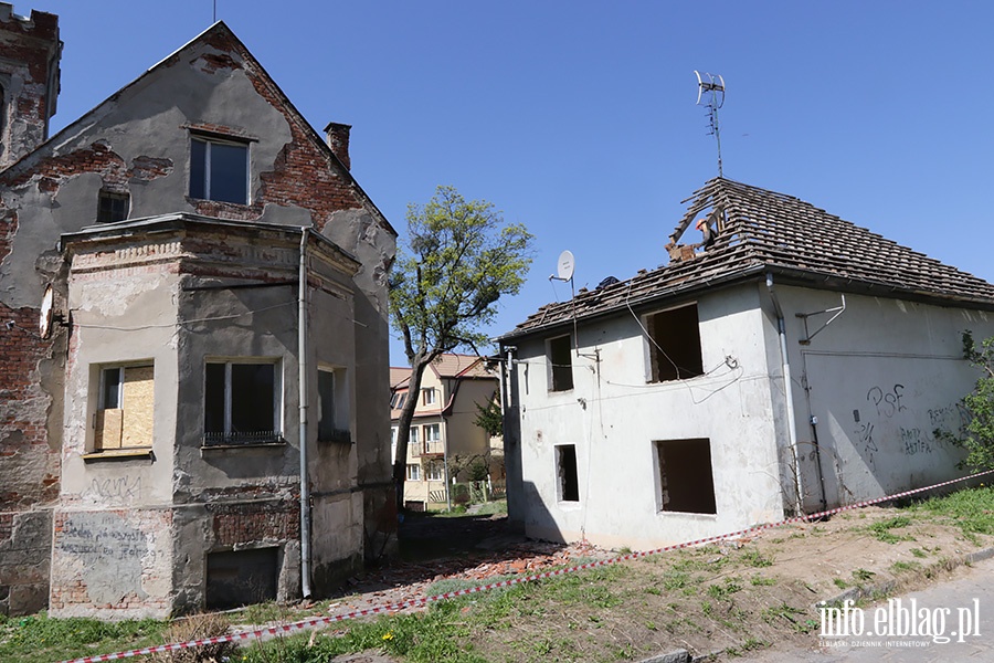 Wyburzony budynek z 1900 roku przy Puawskiego 10 A, fot. 1