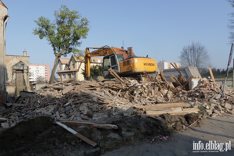 Wyburzony budynek z 1900 roku przy Puawskiego 10 A, fot. 30