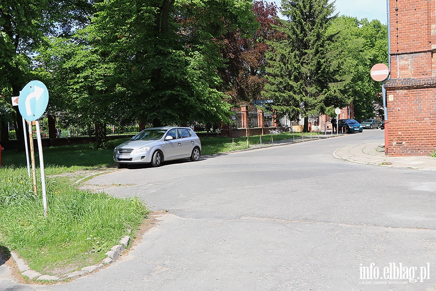 Szpital miejski ulica eromskiego parkowanie., fot. 7