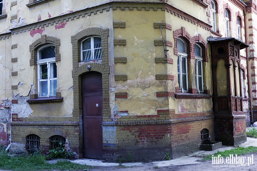 Zabytek przy ul. Żeromskiego niszczeje od lat., fot. 11