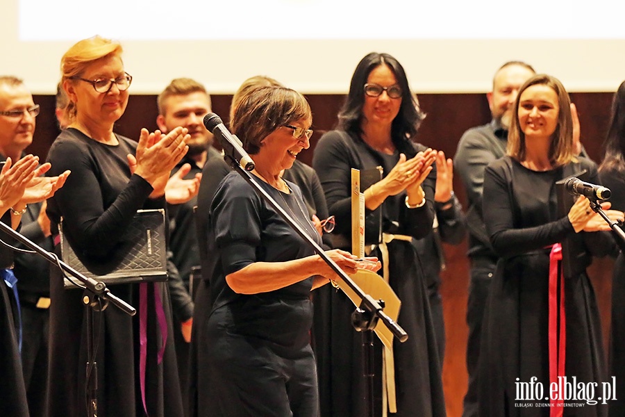 Koncert uczniw i absolwentw SP 12 "Do grajcej szafy Grosik wrzu"., fot. 22