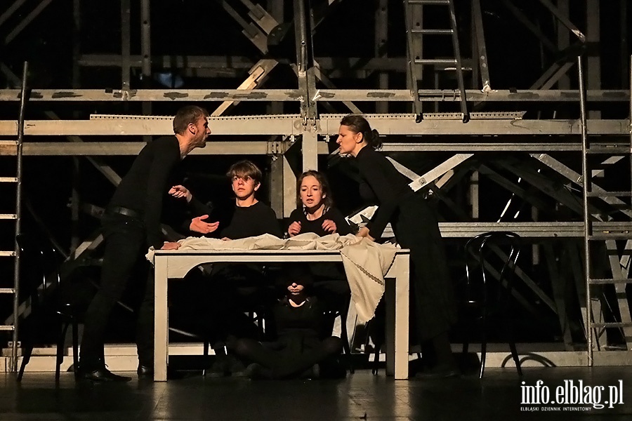Pokaz grup teatralnych, fot. 79