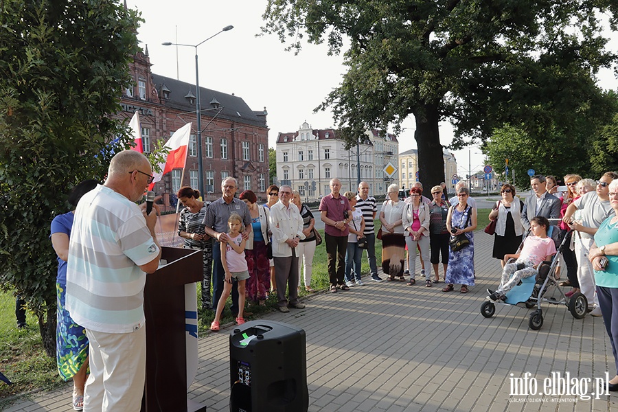 Elblanie zebrali si pod Drzewem Tolerancji, fot. 7