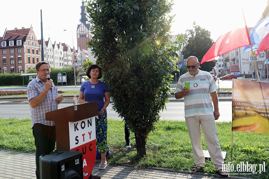 Elblanie zebrali si pod Drzewem Tolerancji, fot. 10