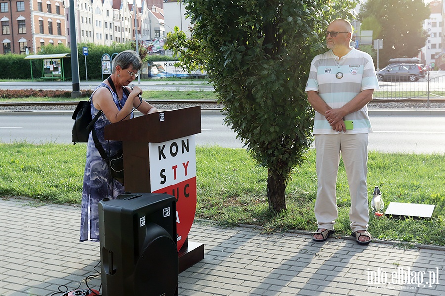 Elblanie zebrali si pod Drzewem Tolerancji, fot. 15