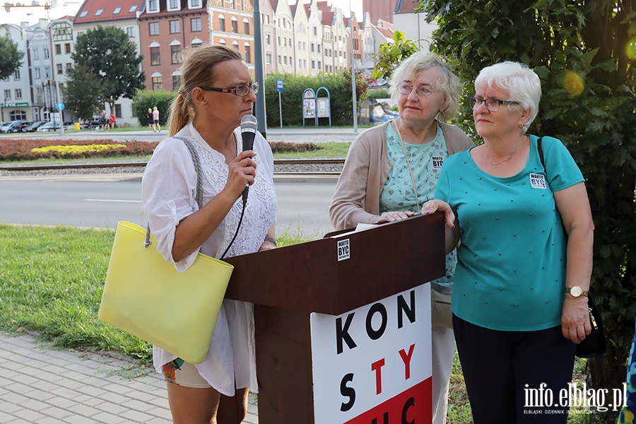 Elblanie zebrali si pod Drzewem Tolerancji, fot. 19