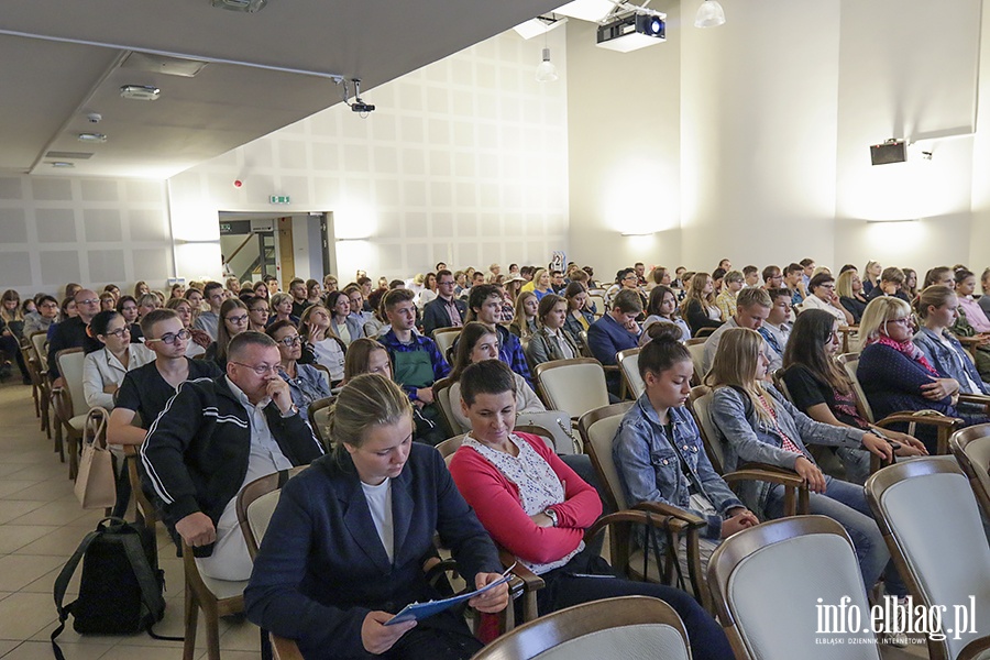 Narodowe Czytanie i kiermasz ju za nami, fot. 5