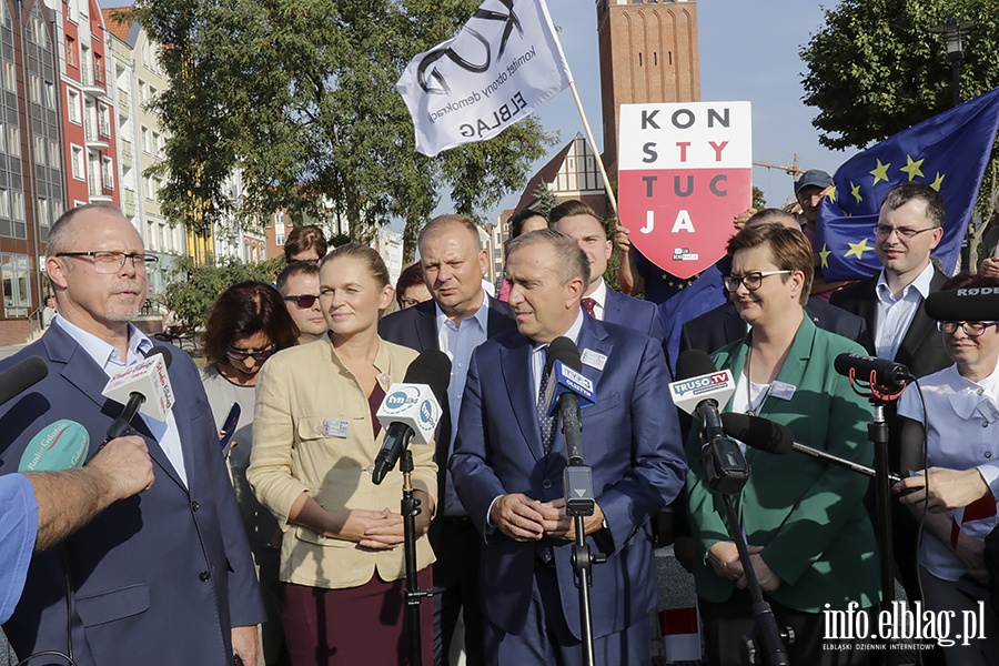 Elblag odwiedzili liderzy Koalicji Obywatelskiej, fot. 48