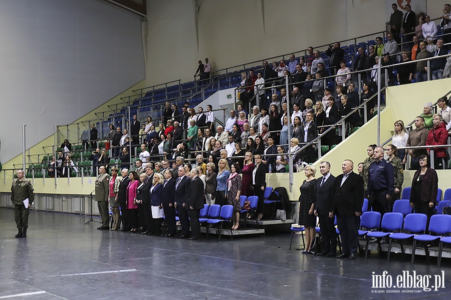 Technikum Ekonomiczne nadanie imienia Flagi Polski, fot. 9