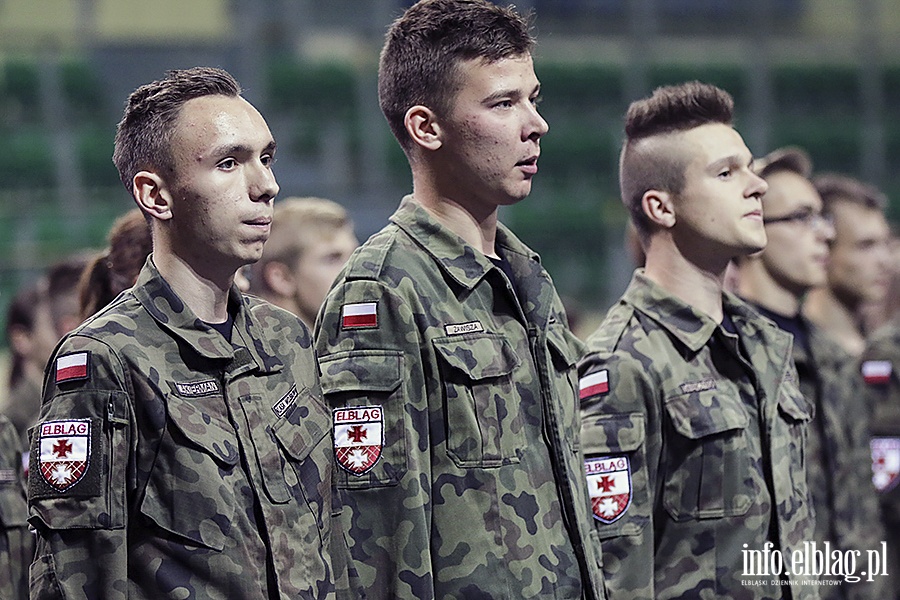 Technikum Ekonomiczne nadanie imienia Flagi Polski, fot. 12