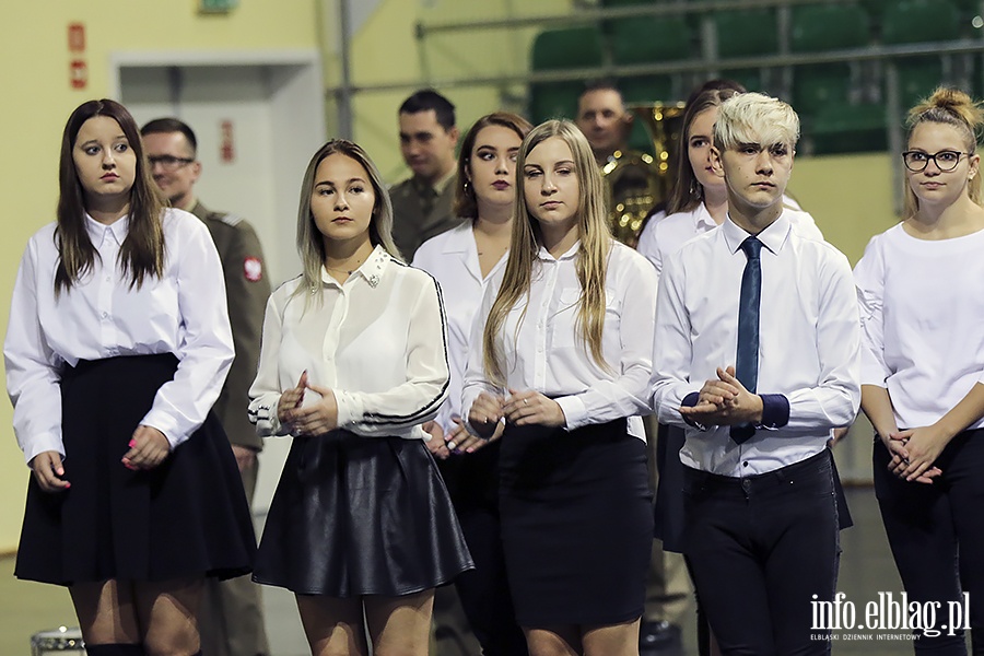 Technikum Ekonomiczne nadanie imienia Flagi Polski, fot. 14