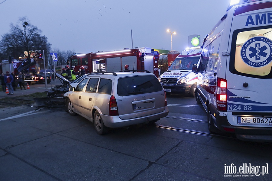 Wypadek na skrzyowaniu Pk.Dabka Pionierska, fot. 6