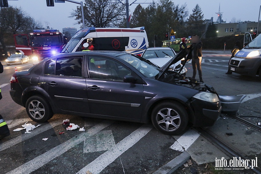 Wypadek na skrzyowaniu Pk.Dabka Pionierska, fot. 8