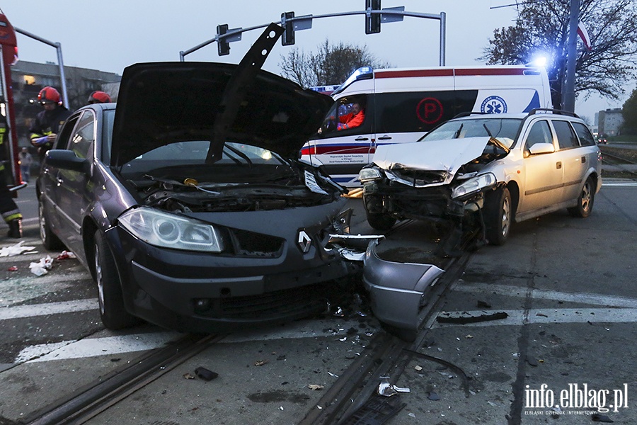 Wypadek na skrzyowaniu Pk.Dabka Pionierska, fot. 9