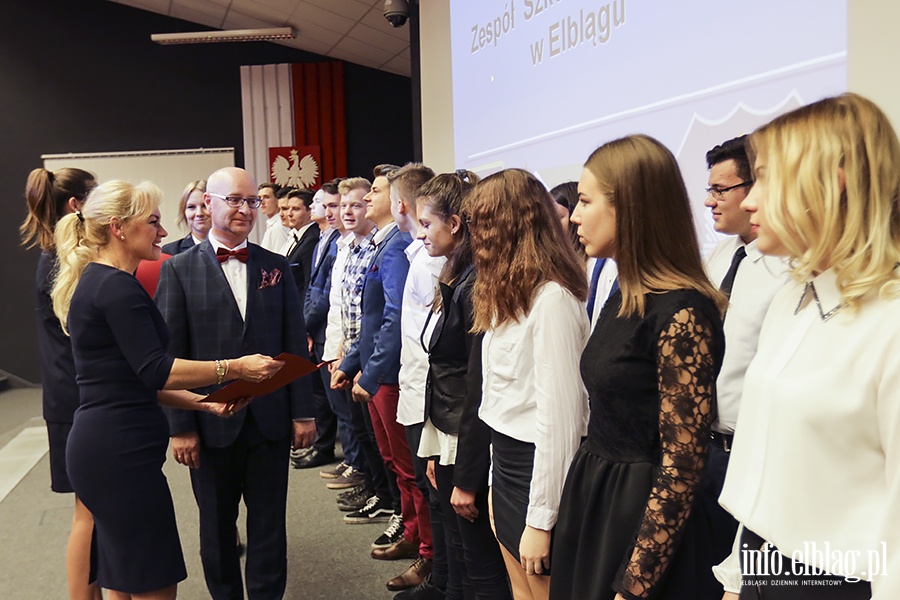 Uroczyste ślubowanie klas pierwszych ZST, fot. 28