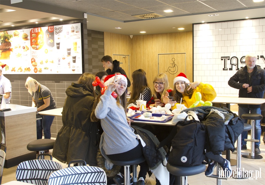 Otwarcie McDonald's w Elblgu, fot. 24