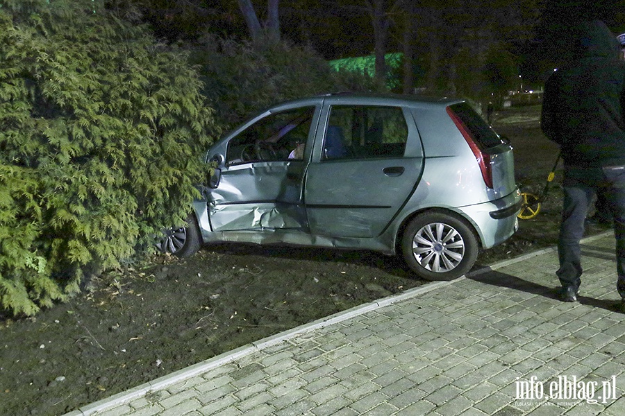 Wypadek nowe rondo ulica Królewiecka, fot. 2