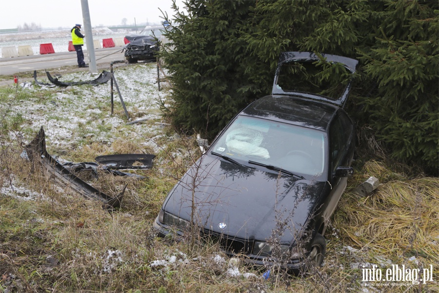 Wypadek na DK 7 w Kazimierzowie na skrzyżowaniu Helenowo - Marzęcino, fot. 3