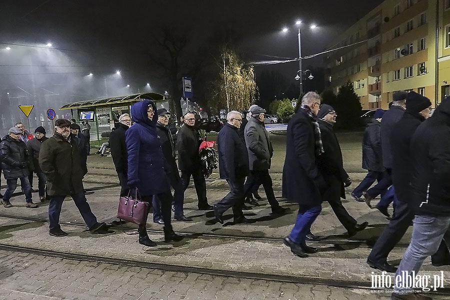 Upamitnili rocznic masakry grudniowej, fot. 10