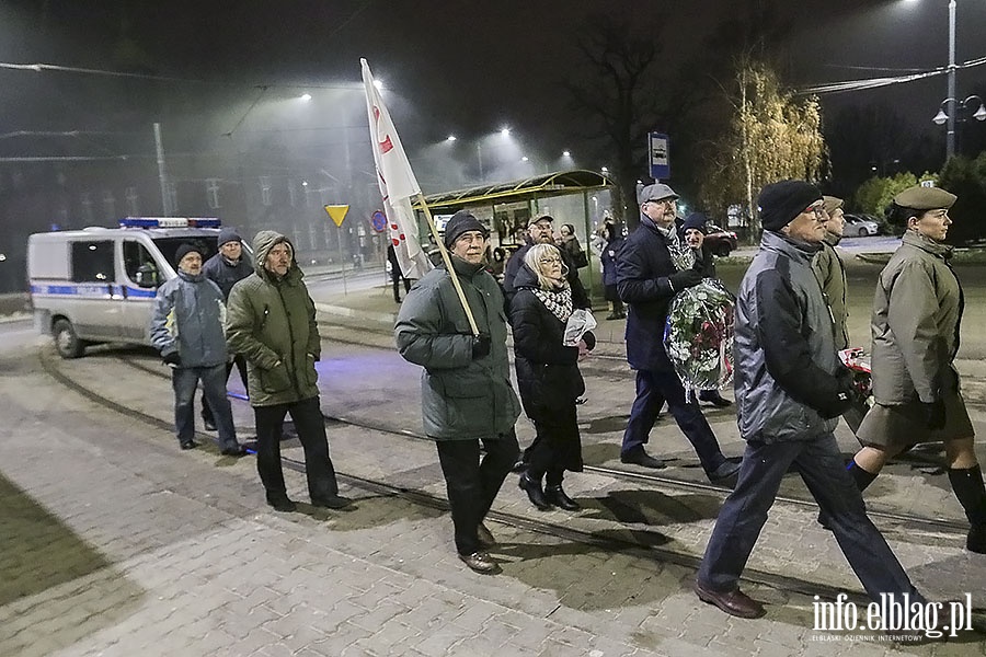 Upamitnili rocznic masakry grudniowej, fot. 14