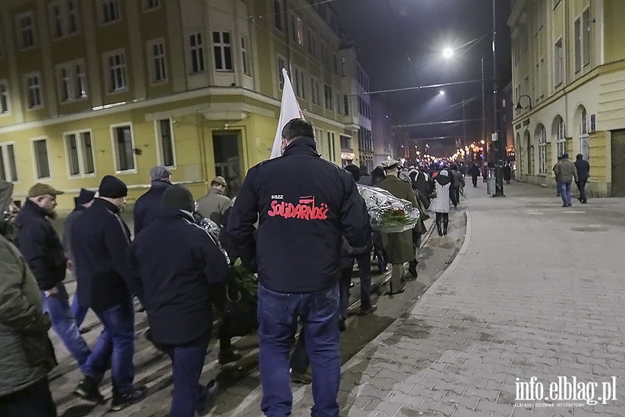 Upamitnili rocznic masakry grudniowej, fot. 15