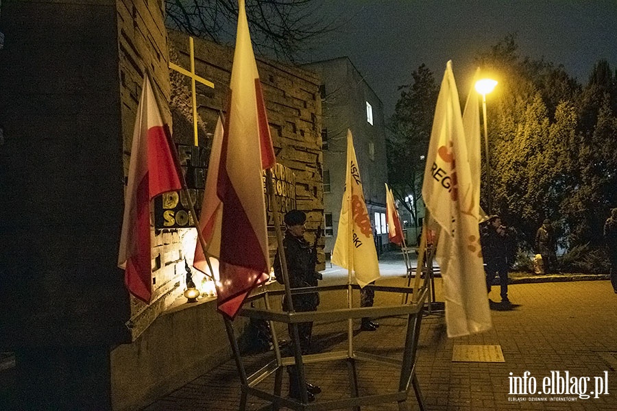 Upamitnili rocznic masakry grudniowej, fot. 22