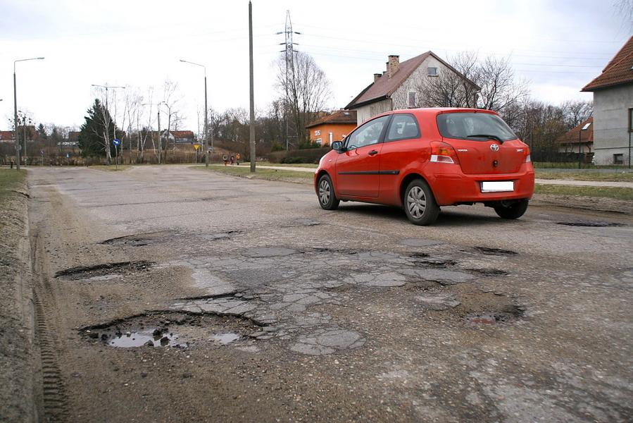 Stan nawierzchni ulicy Niepodlegoci po zimie, fot. 18