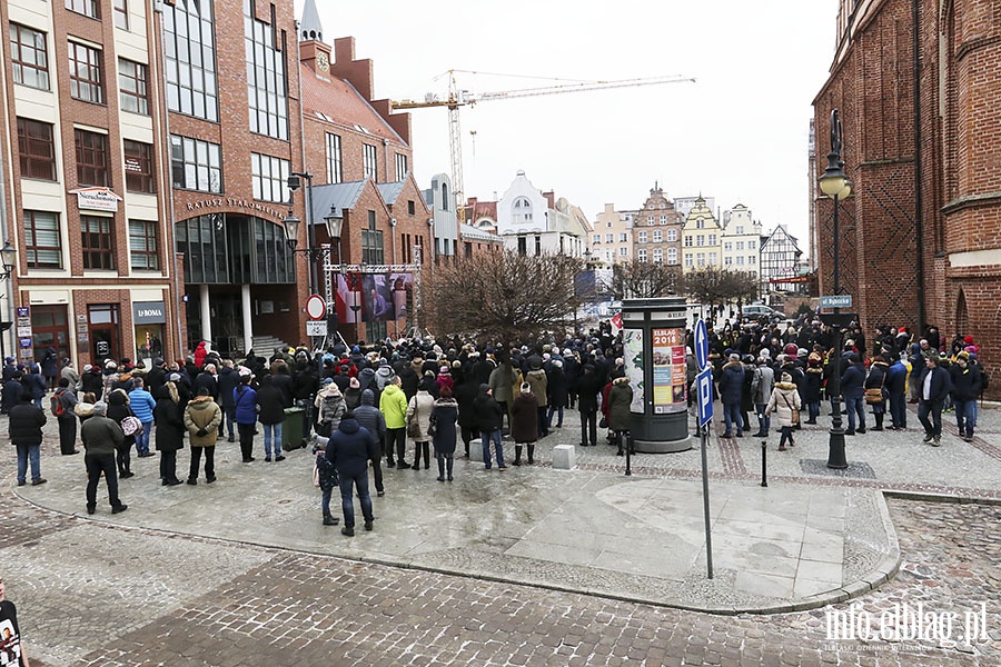 Pożegnanie Pawła Adamowicza przez elblążan., fot. 48