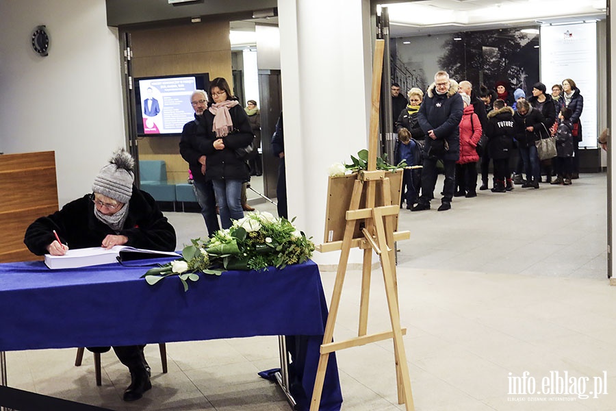 Pożegnanie Pawła Adamowicza przez elblążan., fot. 53