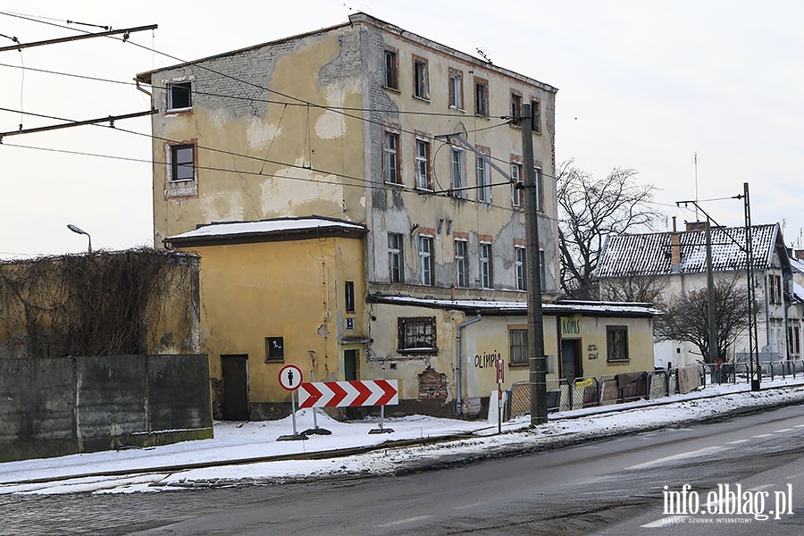 Wyburzono budynek z 1928 roku przy al.Grunwaldzkiej, fot. 3