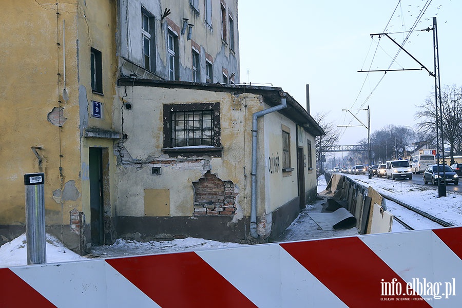 Wyburzono budynek z 1928 roku przy al.Grunwaldzkiej, fot. 29