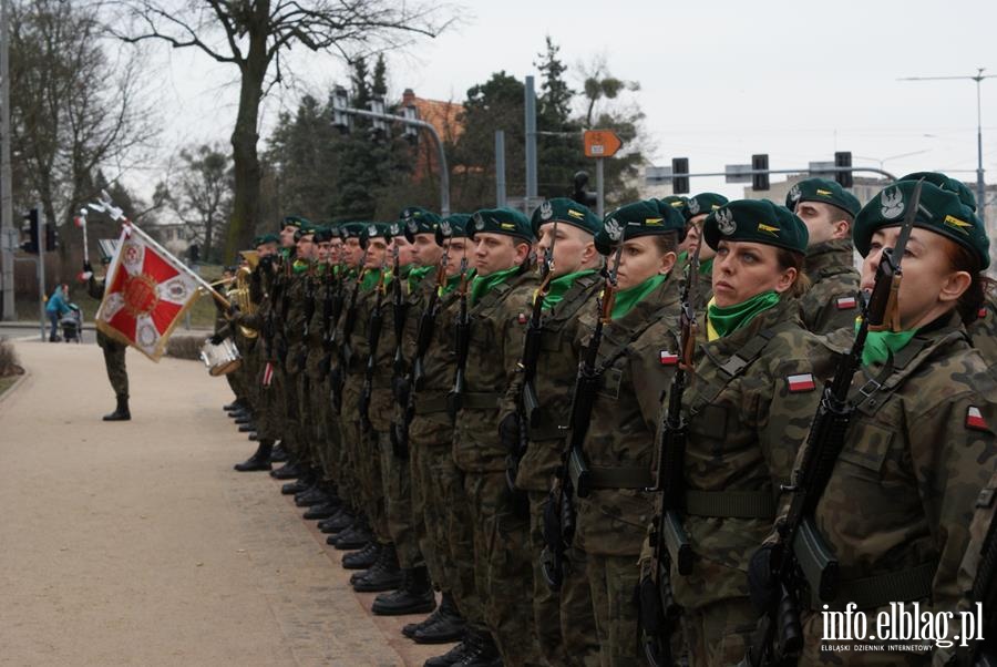 Elblążanie upamiętnili 77. rocznicę powstania Armii Krajowej, fot. 11