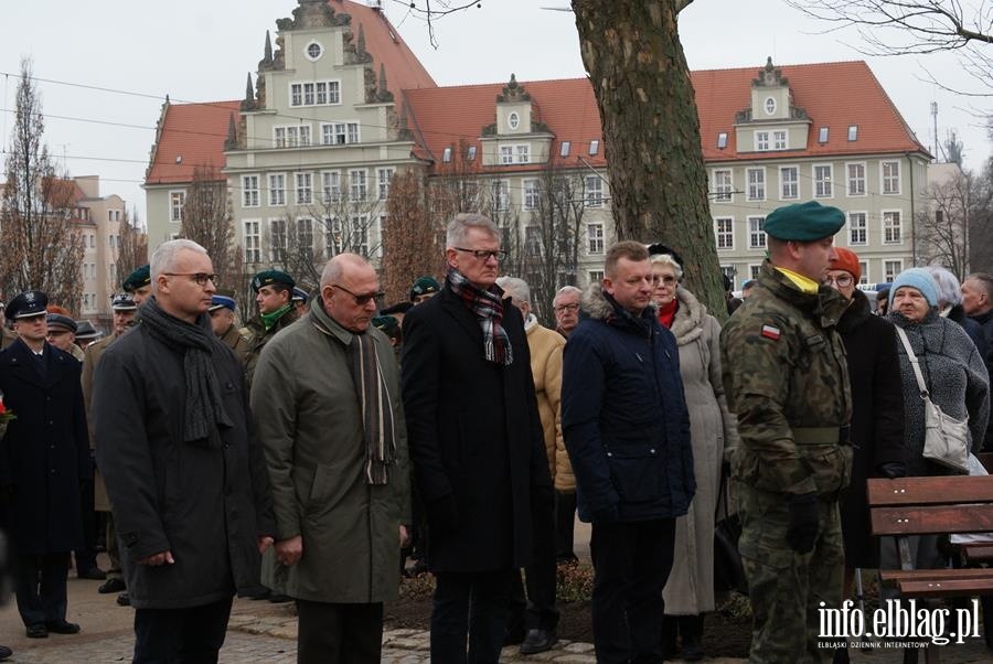 Elblanie upamitnili 77. rocznic powstania Armii Krajowej, fot. 24