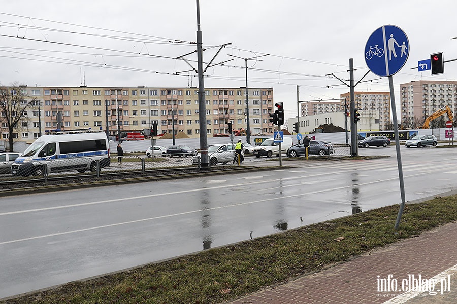 Zderzenie na skrzyowaniu ul. Pk. Dbka z ul. Krlewieck, fot. 16