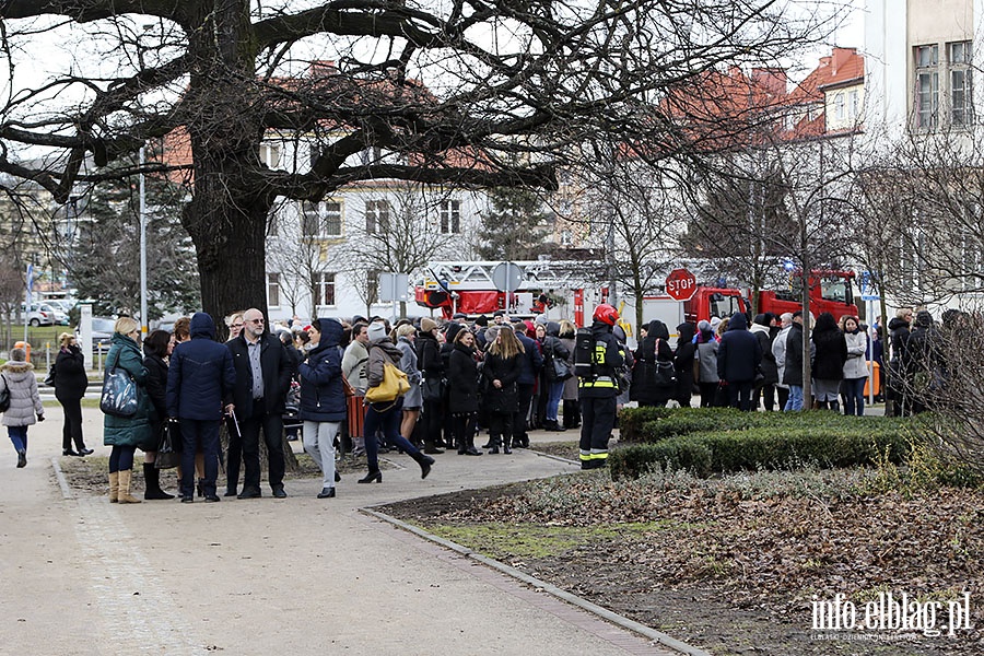 Alarm bombowy w Urzdzie Miejskim, fot. 1