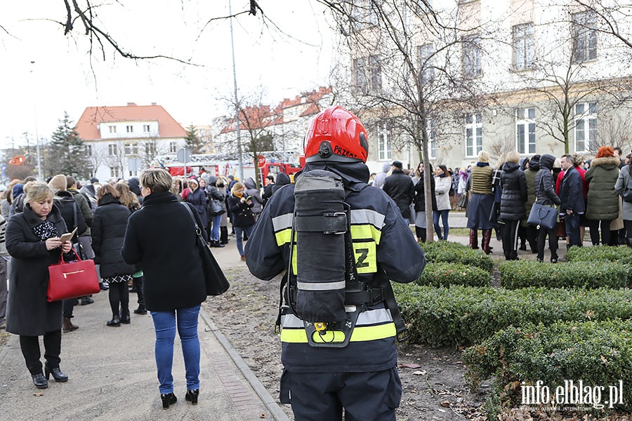 Alarm bombowy w Urzdzie Miejskim, fot. 2