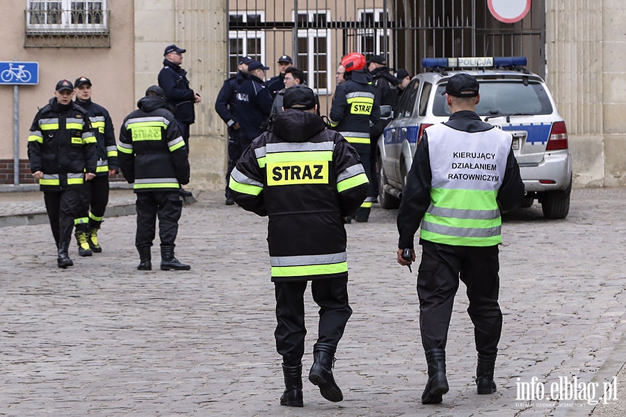 Alarm bombowy w Urzdzie Miejskim, fot. 18