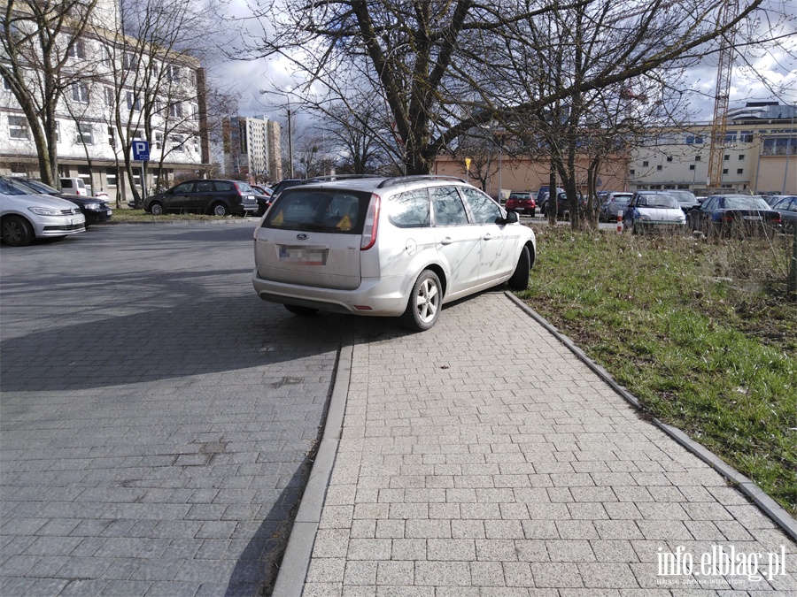  Mistrzowie parkowania w Elblgu cz 15, fot. 14