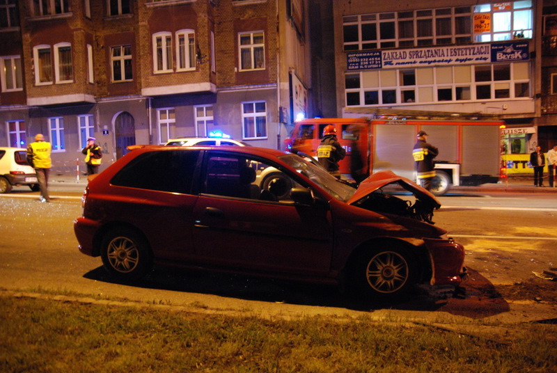 Pijany kierowca szala noc po miecie, fot. 13