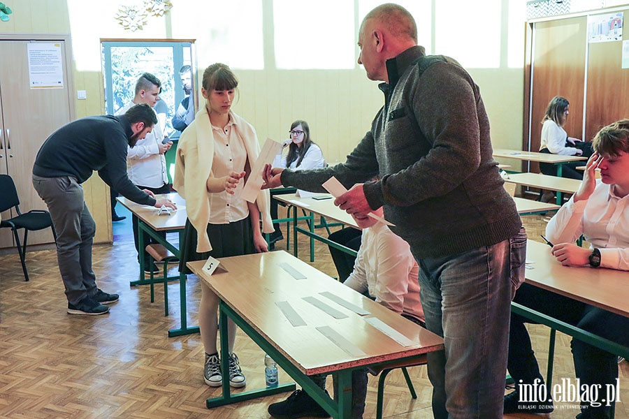 SP 19 egzamin ośmioklasistów, fot. 3