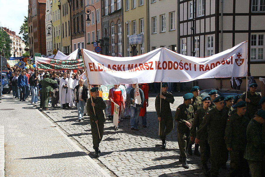 Marsz Modoci i Radoci uczniw elblskich szk, fot. 1