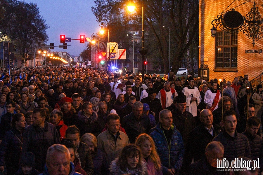 Droga krzyowa przesza ulicami Elblga., fot. 62