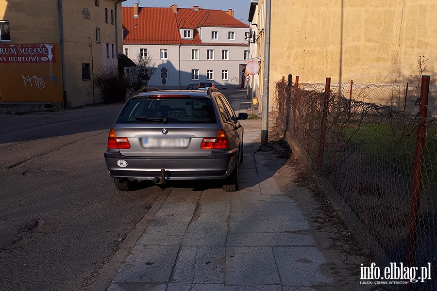  Mistrzowie parkowania w Elblgu cz 18, fot. 1