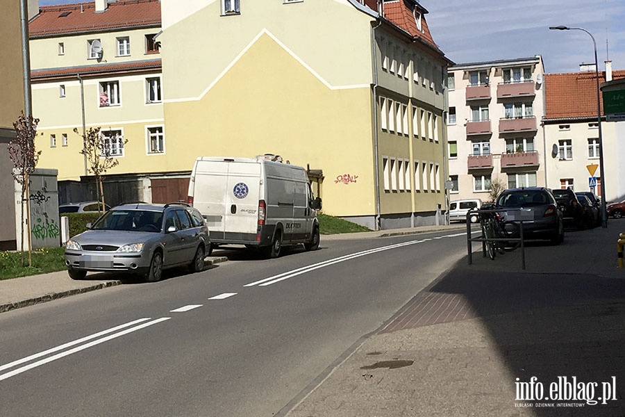  Mistrzowie parkowania w Elblągu część 19, fot. 8
